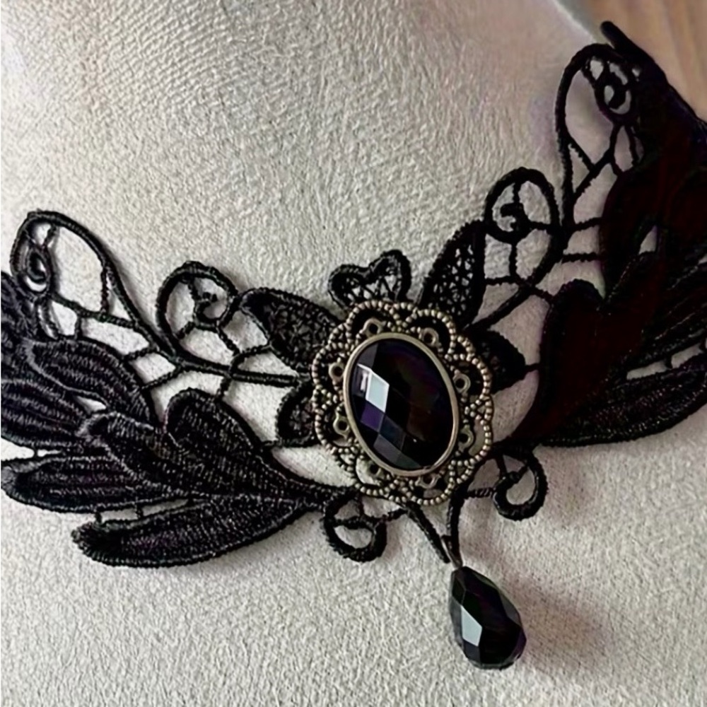Black Gothic Lace Choker Victorian Dark Academia Necklace Goth - Picture 9 of 10